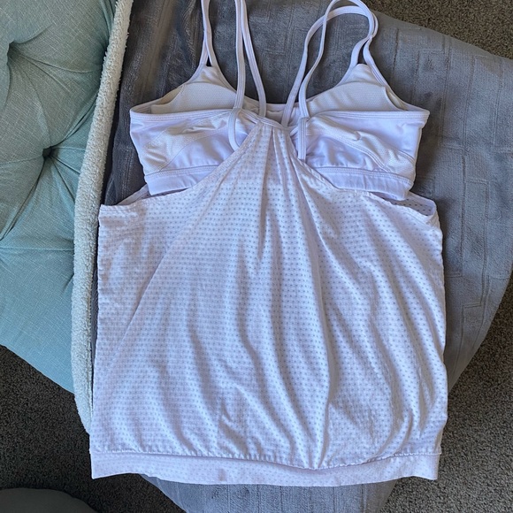 Athleta strappy tank with built-in bra, size medium - Picture 5 of 5